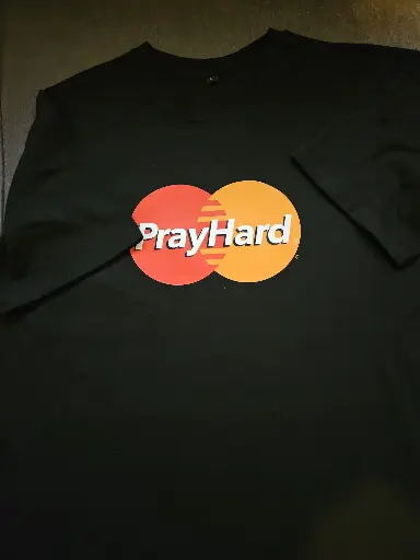 T-shirt "Pray Hard"